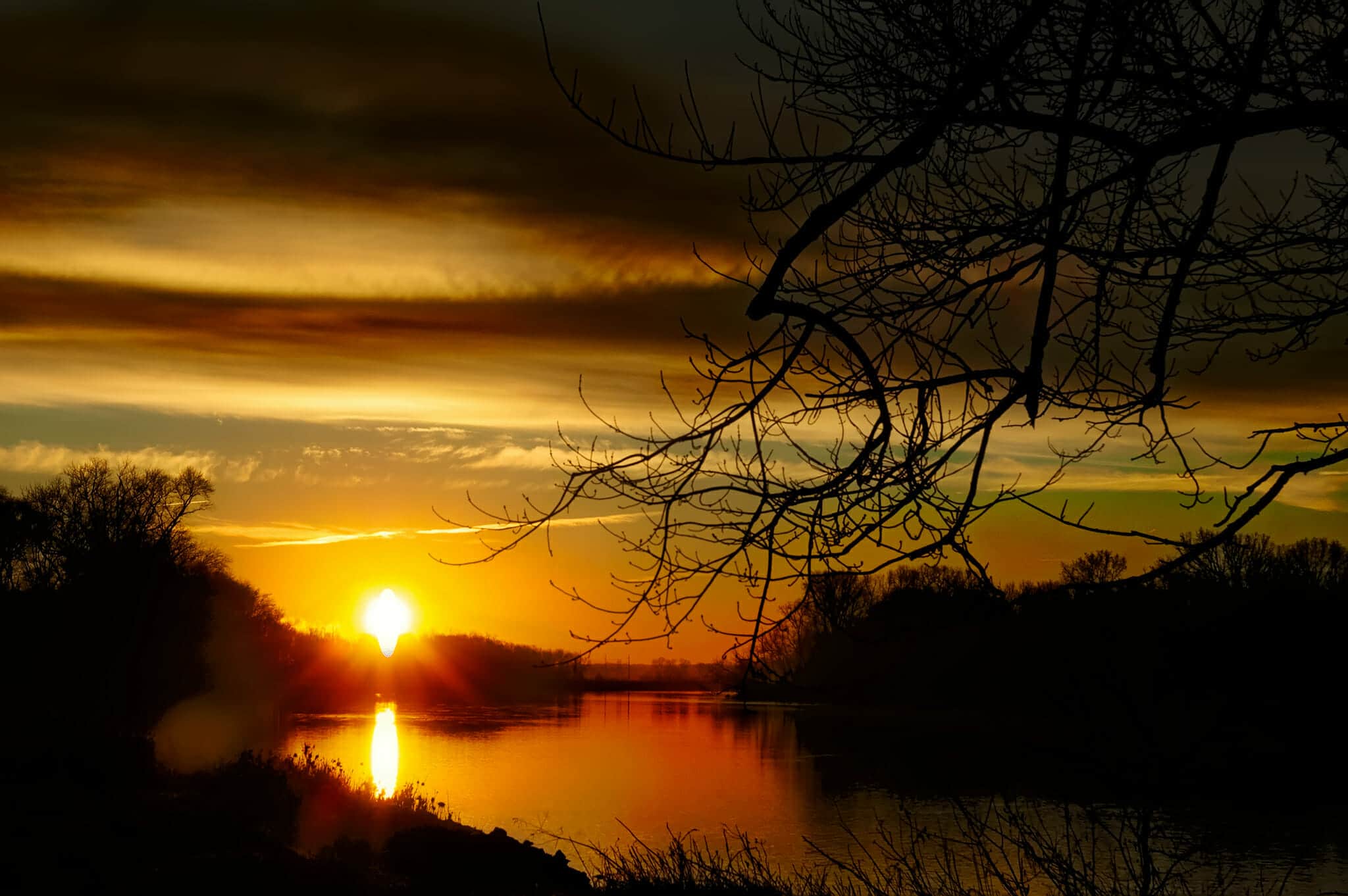 Cedar River Sunrise, Cedar Rapids, Iowa